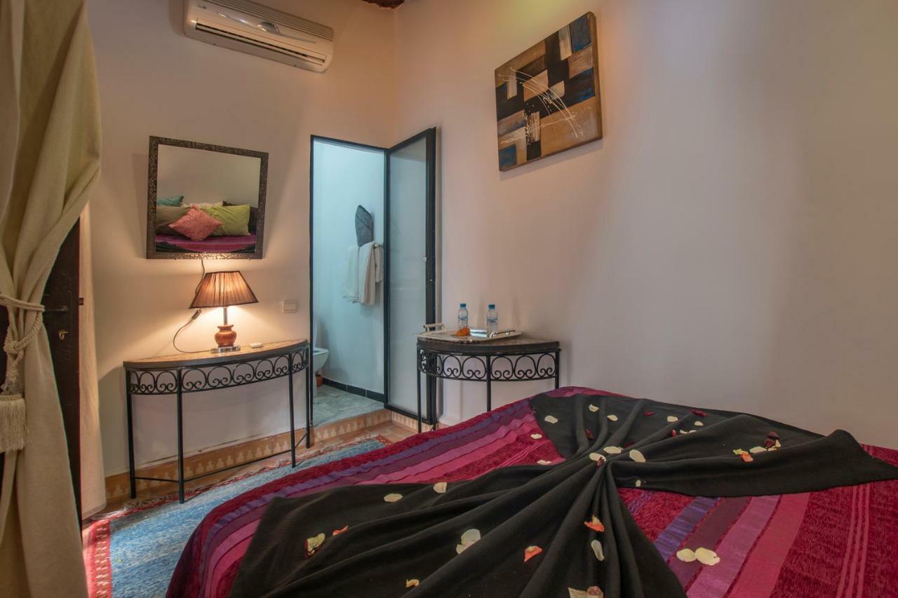 Riad Dar Merzouga Hammam & Jacuzzi มาร์ราเกช ภายนอก รูปภาพ